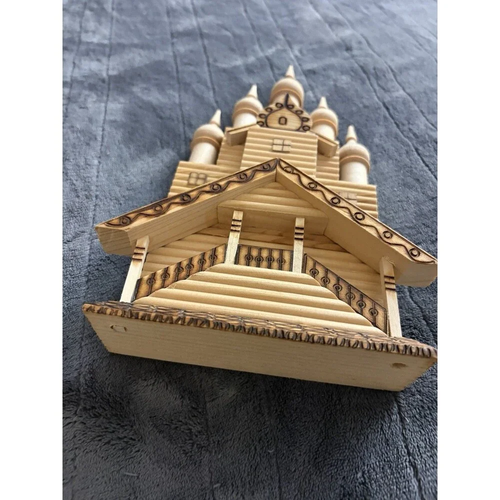 Vintage Soviet Russian Kizhi Wooden Church Model Folk Art Souvenir USSR 10”